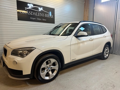 BMW X1 xDrive18d MVÄRME/1BRUKARE/DRAG/NAVI/P-SENS/FULLSERVAD