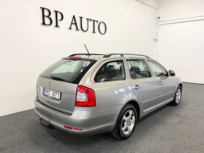 Skoda Octavia Kombi 1.6 TDI Euro 5, Dragkrok, Värmare