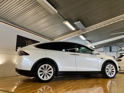 Tesla Model X 90D 423HK/DRAG/PANO/1ÅRGARANTI/S-V HJUL/6-SITS