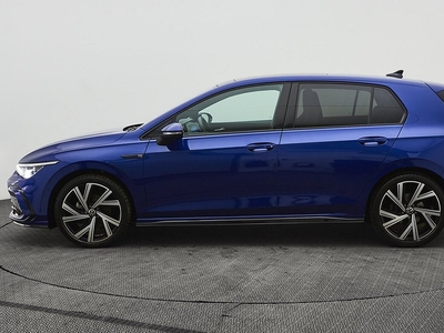 Volkswagen Golf eTSI150 DSG P-värmare/Panorama