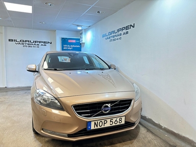 Volvo V40 D2 Kinetic 115HK / Ny Bes / Ny Serv / Kamrem bytt