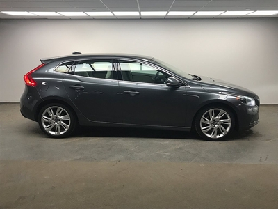 Volvo V40 D3 Summum