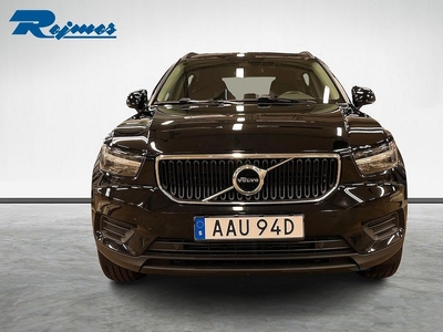 Volvo XC40 T2 FWD Momentum Core