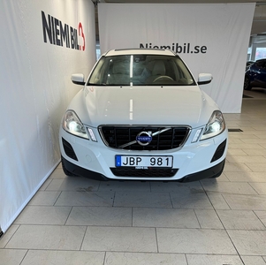 Volvo XC60 D5 AWD Summum Drag/Kamera/VoC/MoK/Panorama/P-sens