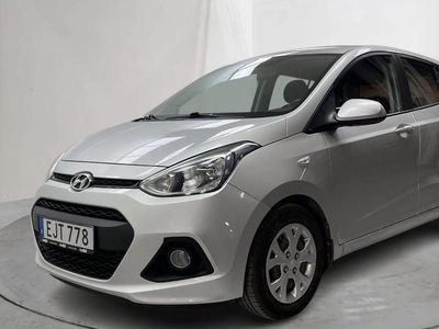 Hyundai i101.0 2015, Halvkombi