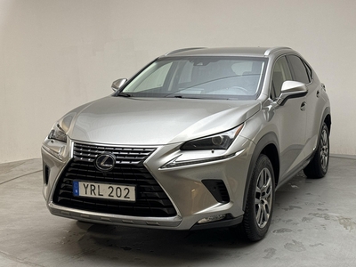 Lexus NX 300h AWD (197hk)