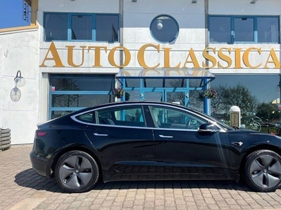 Tesla Model 3Standard Range Plus 2020, Halvkombi