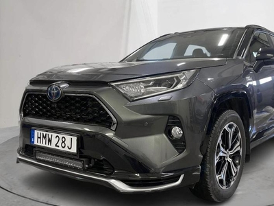 Toyota RAV42.5 Plug-in Hybrid AWD 2021, SUV