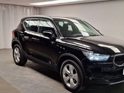 Volvo XC40T2 FWD Momentum 2021, SUV