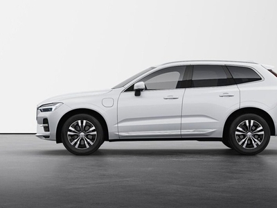 Volvo XC60T6 Core Edition 2025, SUV