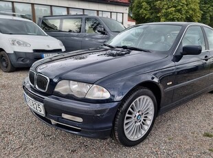 BMW 330xi Sedan 4WD SKINN 231hp DRAG 2001, Sedan