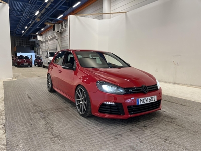 Volkswagen Golf R 2.0 4Motion 270hk Dynaudio Motorvärmare