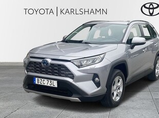 Toyota RAV4Hybrid AWD-i Active Komfortpaket Drag Motorvärmare 2022, SUV