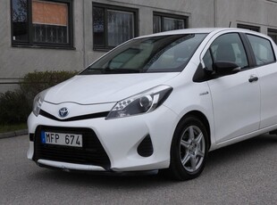 Toyota YarisHybrid e-CVT 1.5 Euro 5 AUTOMAT 2013, Halvkombi