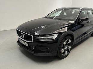 Volvo V60B4 Cross Country AWD Mildhybrid, Diesel 2021, Kombi