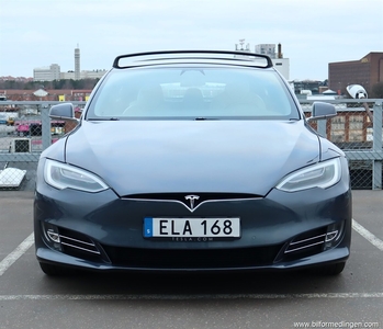 Tesla Model S Performance