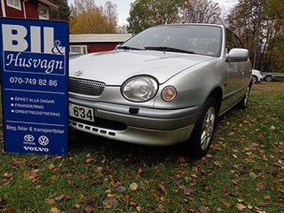 Toyota Corolla LB 1,6/EN ÄGARE/DRAG/FULLSERV/FINANS/INBYTE