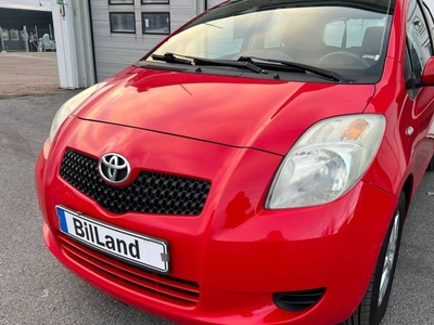 Toyota Yaris5-dörrar 1.3 VVT-i Euro 4 2007, Halvkombi