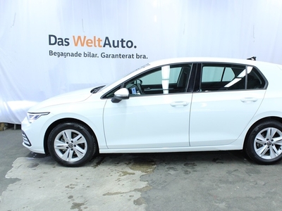 Volkswagen GolfeTSI 150 DSG P-Sensorer Navi 2021, Halvkombi