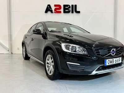 Volvo S60Cross Country D4 AWD Automat Momentum Classic S&V 2018, Sedan