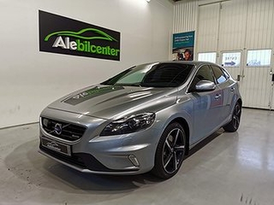 Volvo V40 D4 Momentum, R-Design/SE UTR/177hk (Nyser)