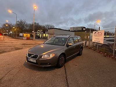 Volvo V70 2.5T Momentum Euro 4