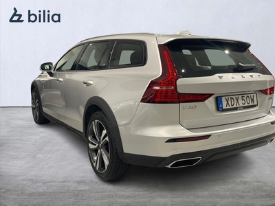 Volvo V60 Cross Country B5 AWD