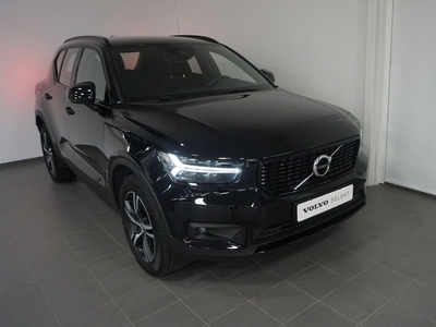 Volvo XC40 T2