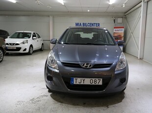 Hyundai i20 1.4L Automat Lågmil 0Kr:- kontant /Motorvärme