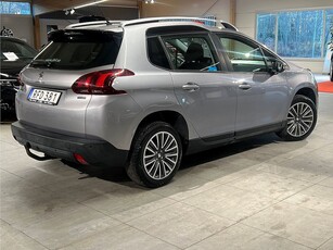 Peugeot 2008 Active 1.2 PureTech 110hk Aut - DRAG, MOTORVÄRMARE, PDC