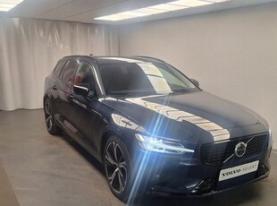 Volvo V60B4 Diesel Plus Dark 2023, Kombi