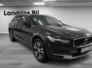 Volvo V90 Cross Country B5 AWD Momentum