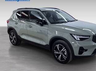 Volvo XC40B3 FWD Bensin Plus Dark 2025, SUV