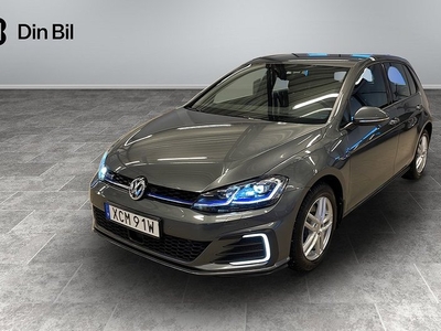 Volkswagen GolfGTE 1.4 | Plug-In | Värmare | V-Hjul | 2020, Halvkombi