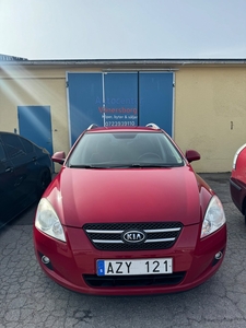 Kia CEED cee'd_sw 1.6 CRDi Euro 4 Nybes RESERVERAD