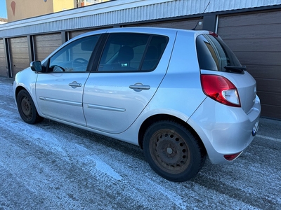 Renault Clio 5-dörrars Halvkombi 1.2 E85 Euro 4/AUX/2ÄGARE