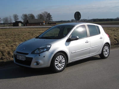 Renault Clio 5-dörrars Halvkombi 1.5 dCi Euro5 Drag Nyservad