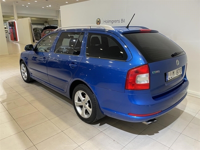 Skoda Octavia Rs 2.0 TDI Kombi 170hk Automat Dragkrok