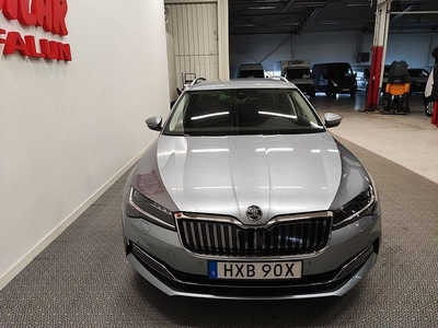 Skoda Superb 1,4 PluginHybrid Kombi Automat 218 Hk