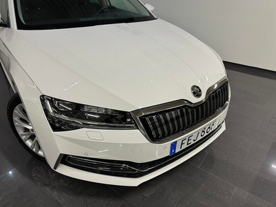 Skoda Superb iV Kombi 1.4 Cockpit Drag Värmare B-kamera