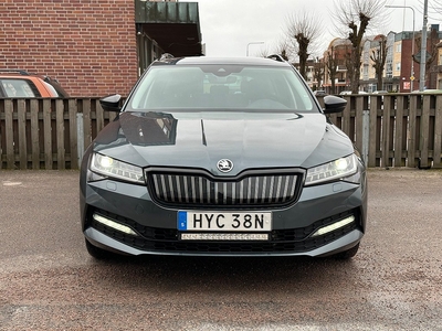 Skoda Superb iV Kombi 1.4 Plug-in Hybrid Business Edition