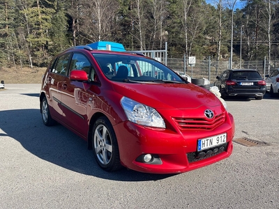 Toyota Verso 2.2 D-4D 150hk Automat 7-sits Dragkrok 16600mil