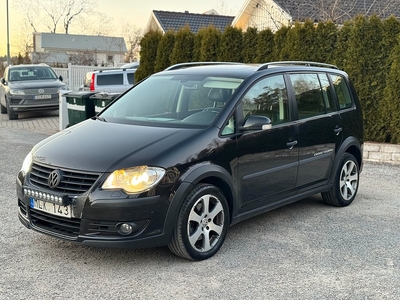 Volkswagen Touran 2.0 TDI DSG, 7 sits, skinn, taklucka,170hk