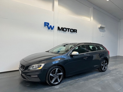 Volvo V60 D4 AWD R-Design 181hk D-värm VOC Helskinn