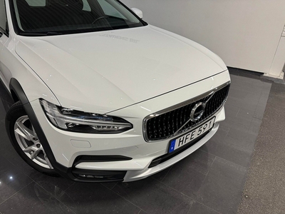 Volvo V90 Cross Country D4 AWD Momentum Plus B-kam Drag VOC