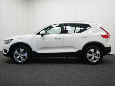 Volvo XC40 T2 FWD Momentum