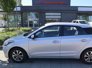 Hyundai i201.0 T-GDi Carplay B-kamera Rattvärme V-hjul Svensksåld 2020, Halvkombi