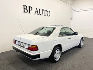 Mercedes-Benz E 230 C Coupé,