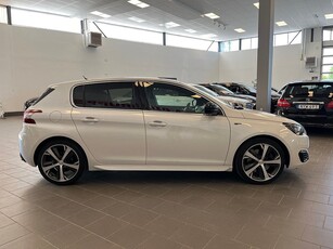 Peugeot 308 GT 1.6 THP/ Panorama/ Navigation/ Nyservad/205hk