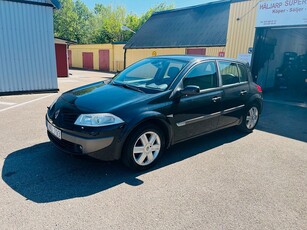 Renault Mégane 5-dörrar 1.6 Euro 4/Ny besiktigat/servad/AC